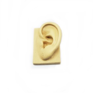 ORELHA DE SILICONE BASE RETANGULAR  - LADO ESQUERDO